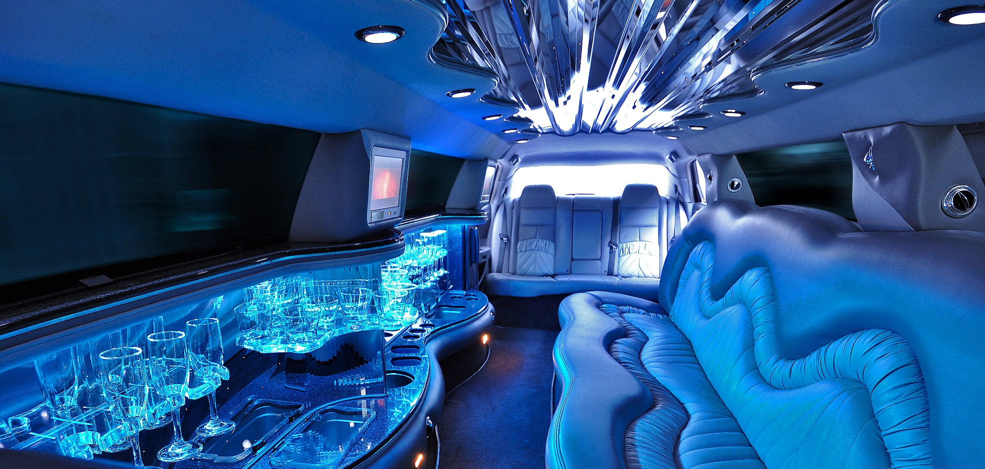 Image Gallery tec-nut.com for London Limousine Hire - New Website, easy website, Best Website Builder, Airport transfers, Simple Website, Executive travel, Chauffeur service, Company Website, Luxury transportation, Special occasions, Easy Website, Tec-Nut.com Websites